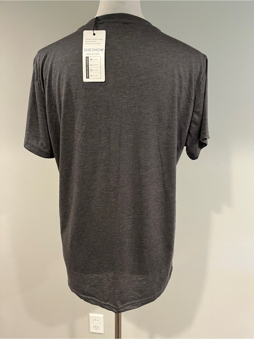 "I Do Crafts" Graphic Beer Tee - Charcoal - Picture 5 of 12